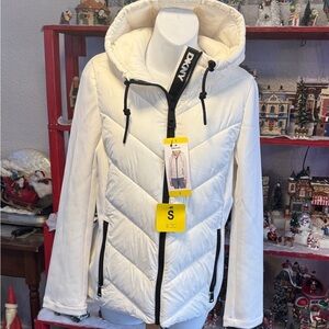 3️⃣ Free Shipping Marathon Sat 11/29/2025